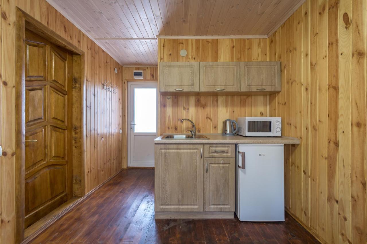 Liman Park Eco Hotel Stara Zbur'yivka Buitenkant foto