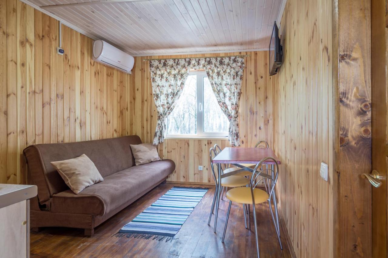 Liman Park Eco Hotel Stara Zbur'yivka Buitenkant foto