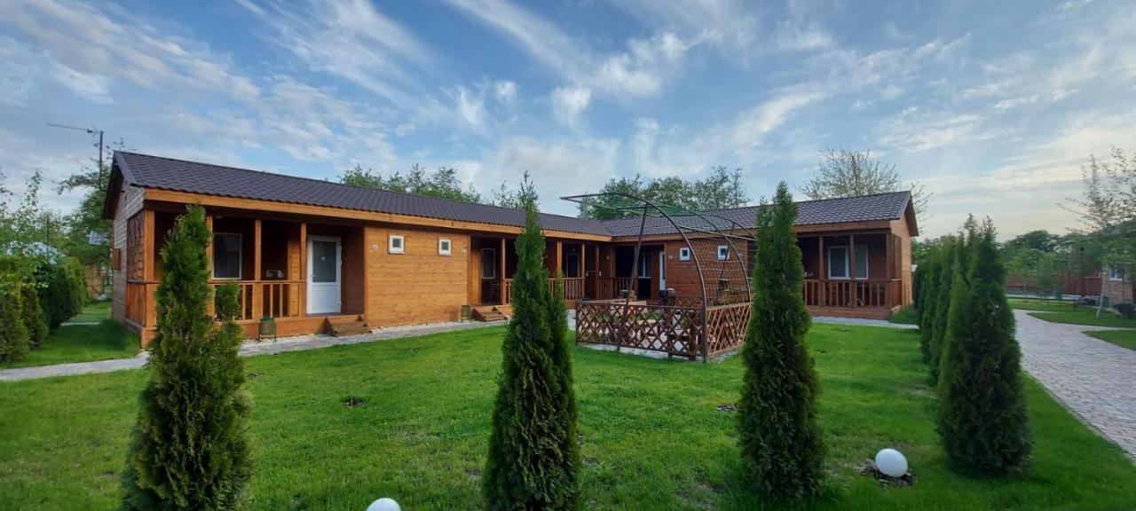 Liman Park Eco Hotel Stara Zbur'yivka Buitenkant foto