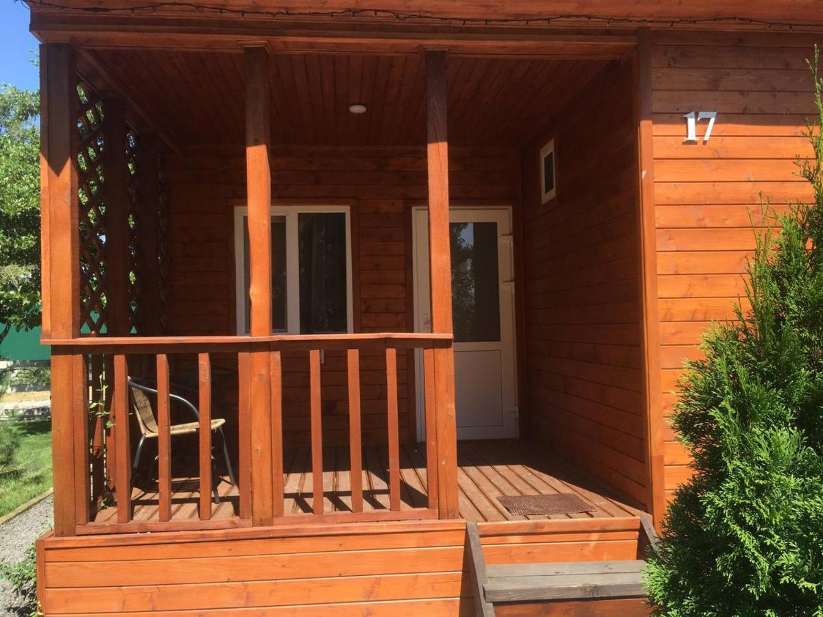 Liman Park Eco Hotel Stara Zbur'yivka Buitenkant foto